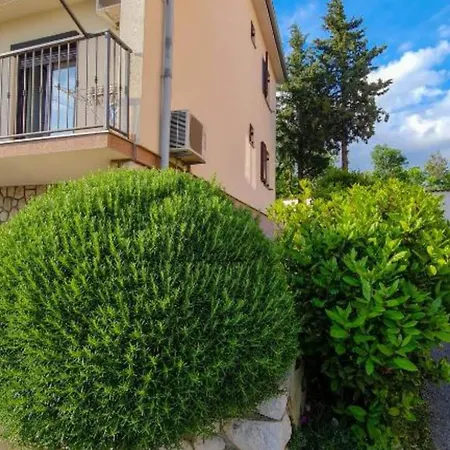Apartman Marko With 3 Novi Vinodolski